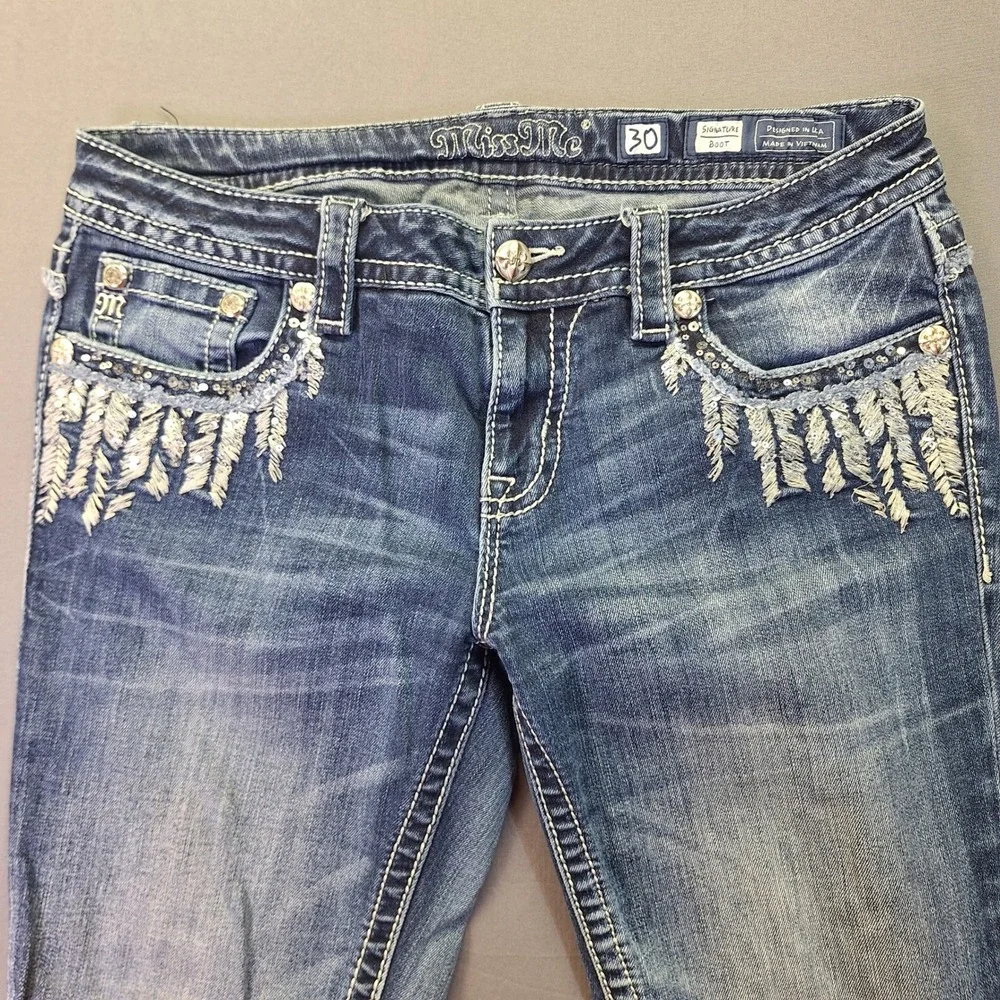 Miss Me Signature Bootcut Jeans Medium Wash Sequin Embroidered JP7765B Size 30